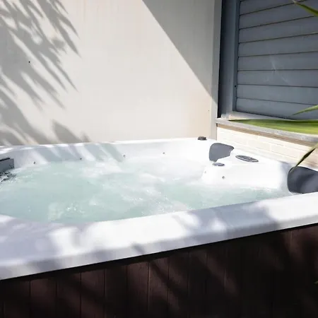 House Pool & Jacuzzi 8p Bbq Game 4br Puebla de Farnals