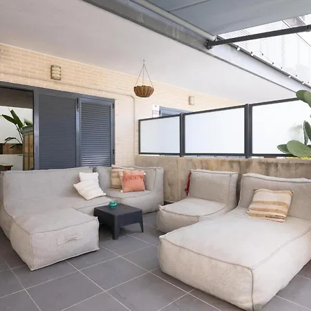 House Pool & Jacuzzi 8p Bbq Game 4br Villa Puebla de Farnals